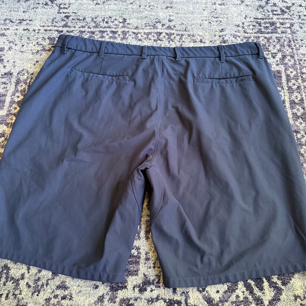 Johnnie-O 9” Inseam Cross Country Prep-Formance Shorts High Tide Sz 40 - Picture 6 of 6